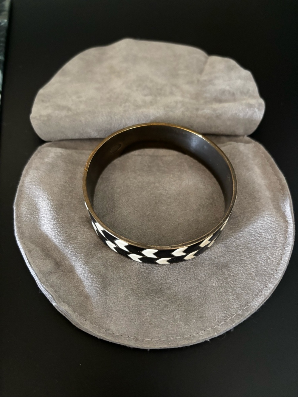 Vintage Lee Angel enamel bangle